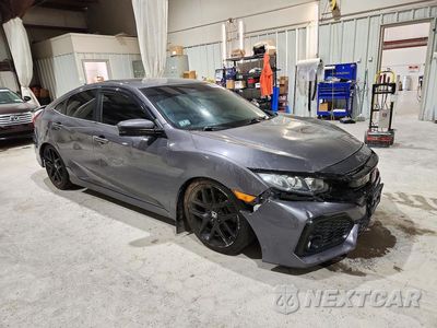 Czwarte zdjęcie samochodu z boku: 2017 HONDA CIVIC SI VIN:2HGFC1E56HH704482 - miniatura