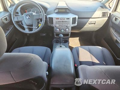 Zdjęcie 8 z 13 samochodu: 2005 MITSUBISHI ENDEAVOR LS VIN:4A4MN21S85E074235 - miniatura