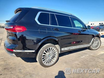 Trzecie zdjęcie samochodu z tyłu: 2020 BMW X7 XDRIVE40I VIN:5UXCW2C06L9B59240 - miniatura