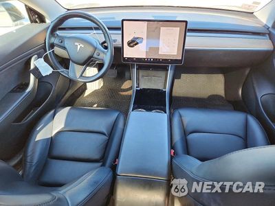 Zdjęcie 8 z 12 samochodu: 2018 TESLA MODEL 3 VIN:5YJ3E1EB7JF144467 - miniatura