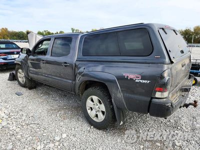 Drugie zdjęcie samochodu z przodu: 2012 TOYOTA TACOMA V6 VIN:5TFLU4ENXCX030986 - miniatura