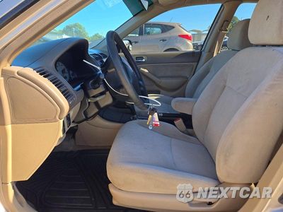Zdjęcie 7 z 12 samochodu: 2002 HONDA CIVIC LX VIN:1HGES16522L070692 - miniatura