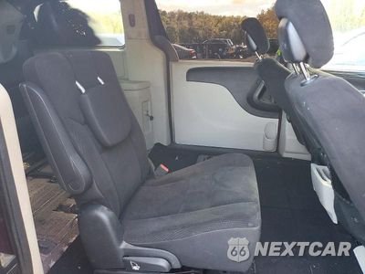 Zdjęcie 11 z 13 samochodu: 2014 DODGE GRAND CARAVAN SXT VIN:2C4RDGCG7ER320619 - miniatura