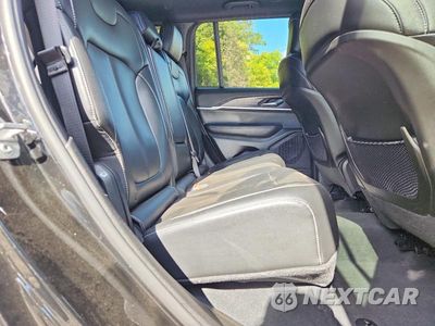 Zdjęcie 11 z 13 samochodu: 2025 JEEP GRAND CHEROKEE LIMITED VIN:1C4RJHBG5S8631926 - miniatura
