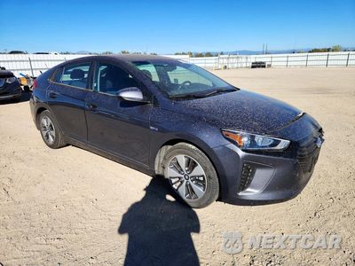 Czwarte zdjęcie samochodu z boku: 2019 HYUNDAI IONIQ PLUG-IN HYBRID BASE VIN:KMHC65LDXKU182546 - miniatura