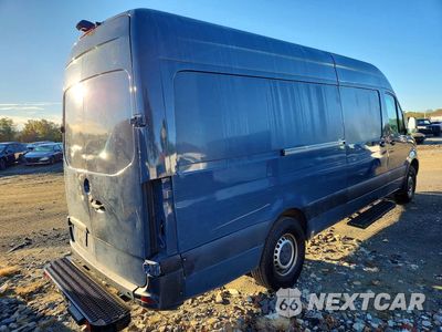 Trzecie zdjęcie samochodu z tyłu: 2019 MERCEDES-BENZ SPRINTER 2500/3500 DELIVERY VAN VIN:WD4PF1CD1KP123162 - miniatura