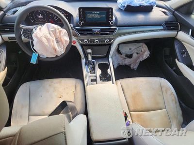 Zdjęcie 8 z 13 samochodu: 2021 HONDA ACCORD LX VIN:1HGCV1F11MA020828 - miniatura