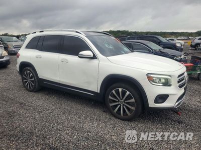 Czwarte zdjęcie samochodu z boku: 2023 MERCEDES-BENZ GLB 250 VIN:W1N4M4GB9PW264709 - miniatura