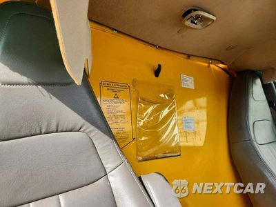 Zdjęcie 11 z 13 samochodu: 2024 GMC SAVANA BOX TRUCK VIN:1GD07RFP6R1118240 - miniatura