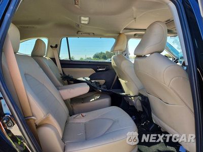 Zdjęcie 11 z 13 samochodu: 2024 TOYOTA HIGHLANDER XLE VIN:5TDKDRAH6RS051678 - miniatura