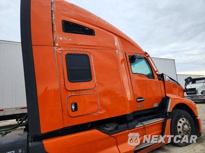 Zdjęcie 14 z 14 samochodu: 2025 KENWORTH T680 SEMI TRUCK VIN:1XKYDP9X7SJ165786 - miniatura