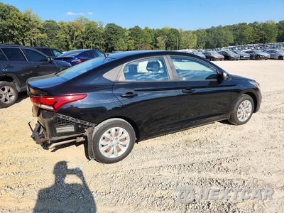 Trzecie zdjęcie samochodu z tyłu: 2019 HYUNDAI ACCENT SE VIN:3KPC24A32KE083514 - miniatura