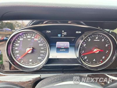 Zdjęcie 9 z 13 samochodu: 2018 MERCEDES-BENZ E 300 4MATIC VIN:WDDZF4KB9JA444586 - miniatura