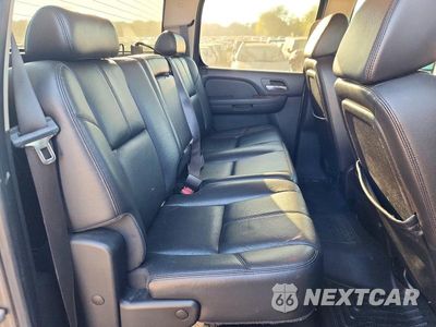 Zdjęcie 10 z 12 samochodu: 2008 CHEVROLET SILVERADO K3500 VIN:1GCHK336X8F161396 - miniatura