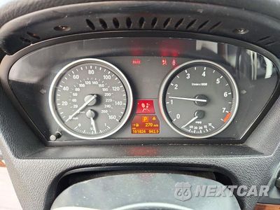 Zdjęcie 9 z 12 samochodu: 2012 BMW X5 XDRIVE50I VIN:5UXZV8C57CL422928 - miniatura