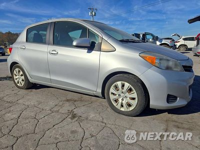 Czwarte zdjęcie samochodu z boku: 2012 TOYOTA YARIS 5-DOOR LE VIN:JTDKTUD34CD526317 - miniatura