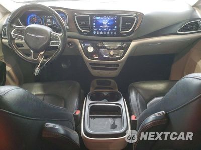 Zdjęcie 8 z 13 samochodu: 2017 CHRYSLER PACIFICA TOURING L VIN:2C4RC1BG1HR544068 - miniatura