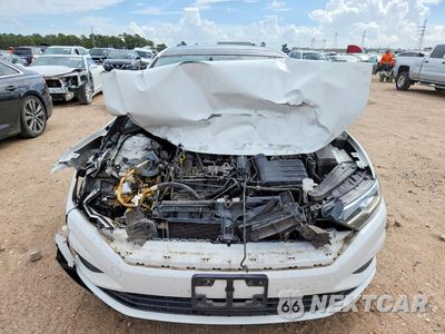 Piąte zdjęcie samochodu w środku: 2019 VOLKSWAGEN JETTA S VIN:3VWC57BU5KM149542 - miniatura