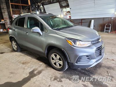 Czwarte zdjęcie samochodu z boku: 2019 CHEVROLET TRAX 1LT VIN:KL7CJPSB3KB900929 - miniatura