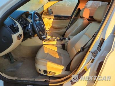 Zdjęcie 7 z 12 samochodu: 2014 BMW X1 XDRIVE28I VIN:WBAVL1C5XEVR93167 - miniatura
