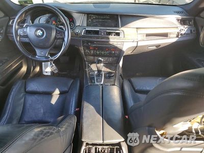Zdjęcie 8 z 12 samochodu: 2014 BMW 750 LI VIN:WBAYE8C52ED135133 - miniatura