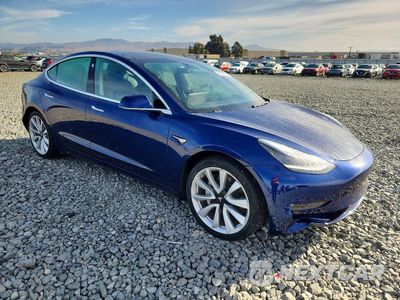 Czwarte zdjęcie samochodu z boku: 2019 TESLA MODEL 3 VIN:5YJ3E1EB9KF090445 - miniatura