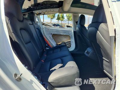 Zdjęcie 10 z 13 samochodu: 2023 TESLA MODEL 3 VIN:5YJ3E1EA0PF579802 - miniatura