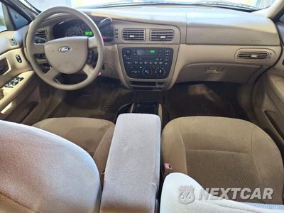 Zdjęcie 8 z 12 samochodu: 2004 FORD TAURUS SE VIN:1FAFP53294A191052 - miniatura