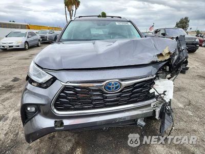 Piąte zdjęcie samochodu w środku: 2023 TOYOTA HIGHLANDER HYBRID LIMITED VIN:5TDXBRCH8PS574660 - miniatura
