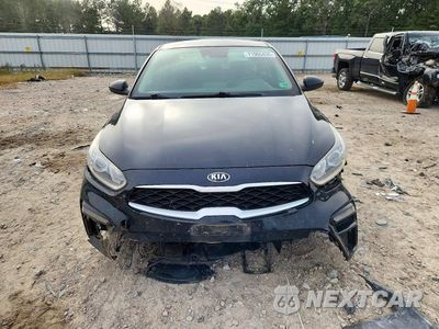 Piąte zdjęcie samochodu w środku: 2019 KIA FORTE LXS VIN:3KPF24AD6KE007297 - miniatura