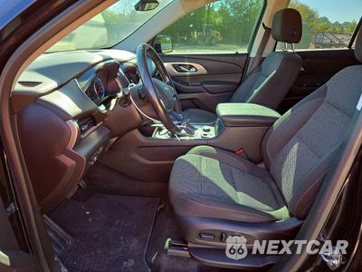 Zdjęcie 7 z 14 samochodu: 2018 CHEVROLET TRAVERSE LT VIN:1GNERGKW4JJ191317 - miniatura