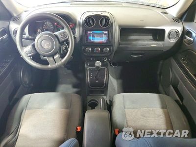 Zdjęcie 8 z 13 samochodu: 2011 JEEP PATRIOT SPORT VIN:1J4NT1GA8BD207954 - miniatura