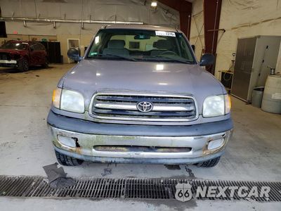 Piąte zdjęcie samochodu w środku: 2001 TOYOTA TUNDRA SR5 VIN:5TBBN44161S214387 - miniatura