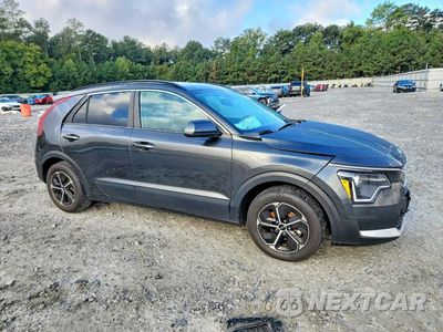 Czwarte zdjęcie samochodu z boku: 2025 KIA NIRO LX VIN:KNDCP3LE5S5304755 - miniatura