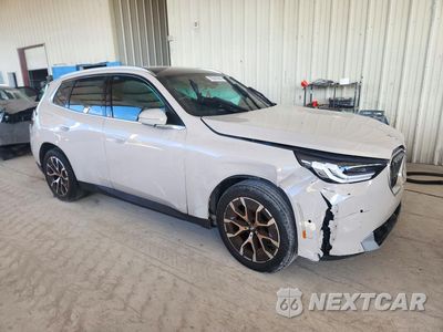Czwarte zdjęcie samochodu z boku: 2025 BMW X3 30 XDRIVE VIN:5UX53GP06S9Y90447 - miniatura