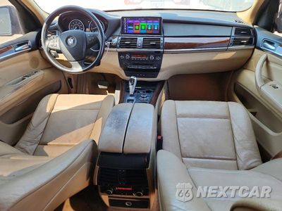 Zdjęcie 8 z 13 samochodu: 2011 BMW X5 XDRIVE35I VIN:5UXZV4C55BL400563 - miniatura