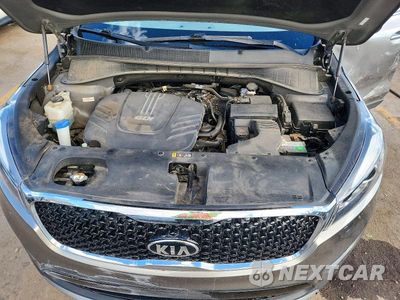 Zdjęcie 12 z 13 samochodu: 2016 KIA SORENTO EX VIN:5XYPH4A58GG101316 - miniatura