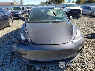 Piąte zdjęcie samochodu w środku: 2022 TESLA MODEL 3 VIN:5YJ3E1EA7NF329051 - miniatura