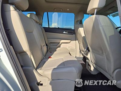 Zdjęcie 11 z 14 samochodu: 2018 VOLKSWAGEN ATLAS SEL VIN:1V2MR2CA8JC527516 - miniatura