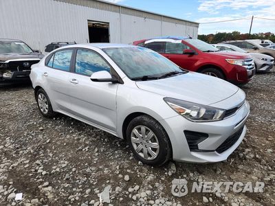 Czwarte zdjęcie samochodu z boku: 2022 KIA RIO S VIN:3KPA24AD2NE458256 - miniatura