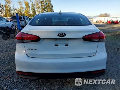 Zdjęcie 6 z 13 samochodu: 2018 KIA FORTE LX VIN:3KPFK4A71JE205472 - miniatura
