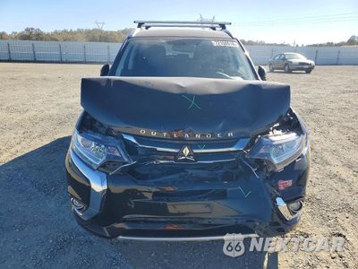 Piąte zdjęcie samochodu w środku: 2018 MITSUBISHI OUTLANDER SE VIN:JA4J24A54JZ060144 - miniatura