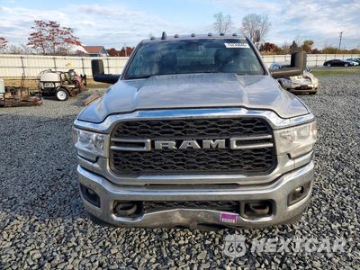 Piąte zdjęcie samochodu w środku: 2022 RAM 3500 VIN:3C7WRSCLXNG343695 - miniatura