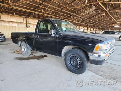Czwarte zdjęcie samochodu z boku: 1995 TOYOTA PICKUP 1/2 TON SHORT WHEELBASE VIN:JT4RN81A6S5204189 - miniatura