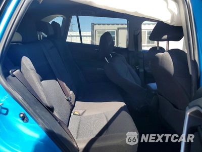 Zdjęcie 11 z 13 samochodu: 2019 TOYOTA RAV4 LE VIN:JTMH1RFV5KJ010012 - miniatura