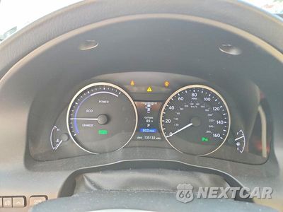 Zdjęcie 9 z 12 samochodu: 2014 LEXUS ES 300H VIN:JTHBW1GG3E2057335 - miniatura