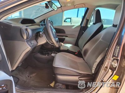 Zdjęcie 7 z 12 samochodu: 2014 TOYOTA PRIUS C ONE VIN:JTDKDTB3XE1072332 - miniatura