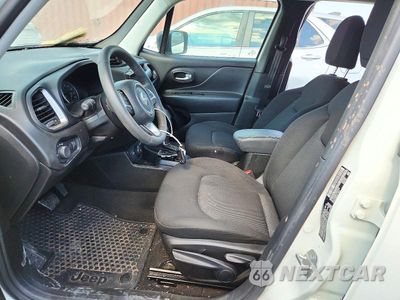 Zdjęcie 7 z 12 samochodu: 2023 JEEP RENEGADE LATITUDE VIN:ZACNJDB17PPP71718 - miniatura