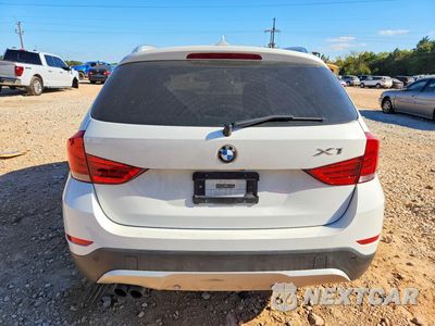 Zdjęcie 6 z 12 samochodu: 2015 BMW X1 XDRIVE28I VIN:WBAVL1C52FVY25587 - miniatura