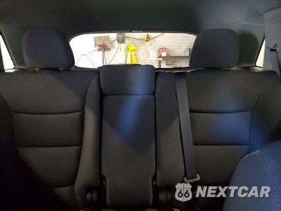 Zdjęcie 10 z 13 samochodu: 2011 KIA SORENTO LX VIN:5XYKTDA29BG110128 - miniatura